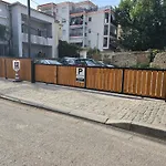 Hotel Veizi *