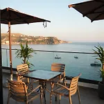 Veizi Himare