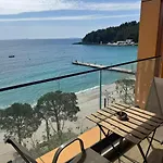 Veizi Hotel Himare