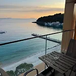 Veizi * Himare