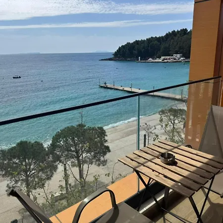 Veizi Otel Himarë