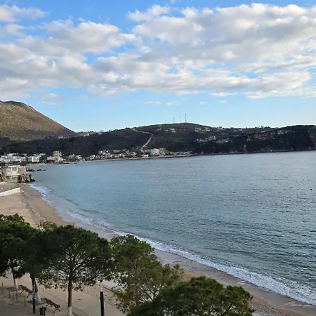 Veizi Hotel Himare