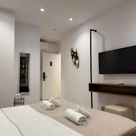 Veizi Hotel