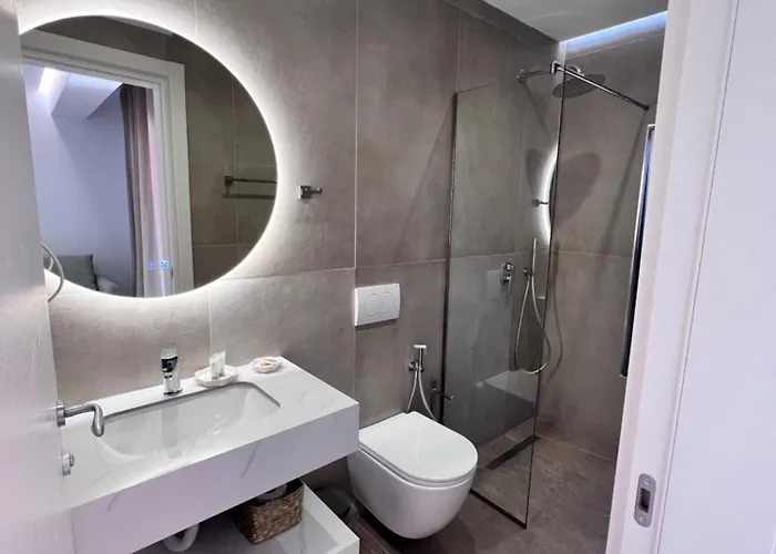 Hotel Veizi *
