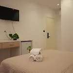 Veizi *