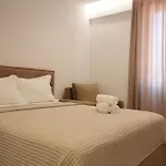 Veizi Ξενοδοχείο *