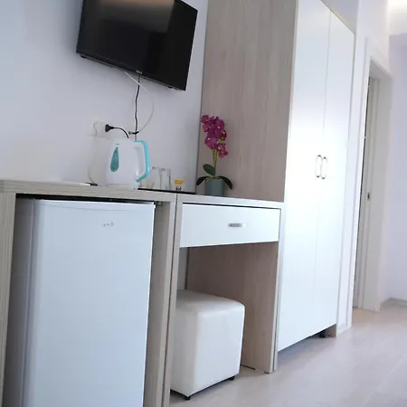 Veizi *