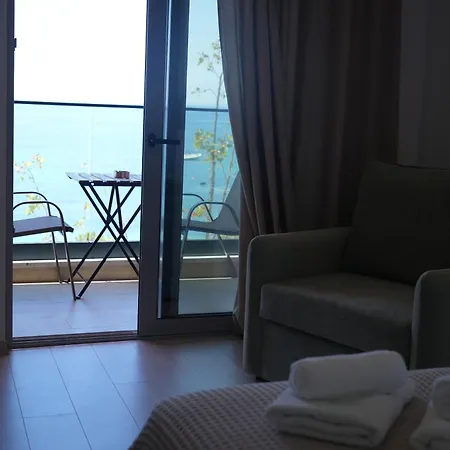 Hotel Veizi Himarë