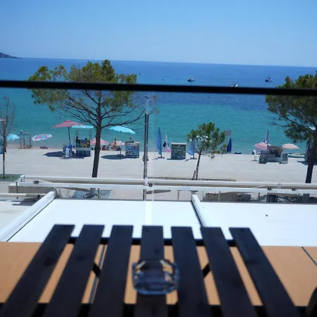 维尔兹酒店 酒店 *