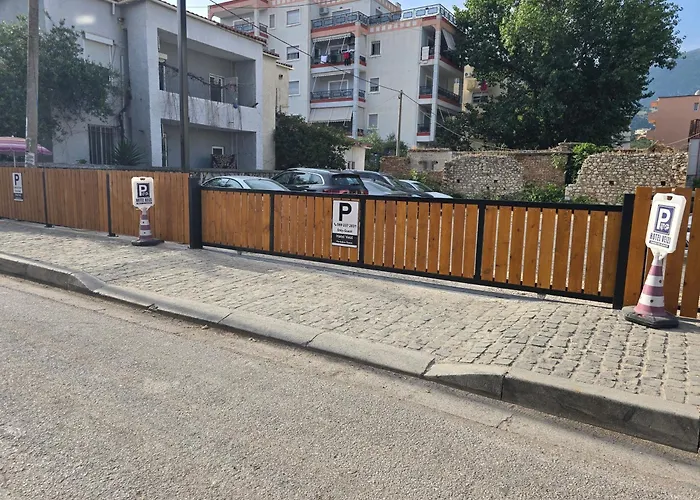 Otel Veizi *