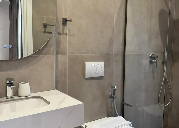 Veizi Otel *
