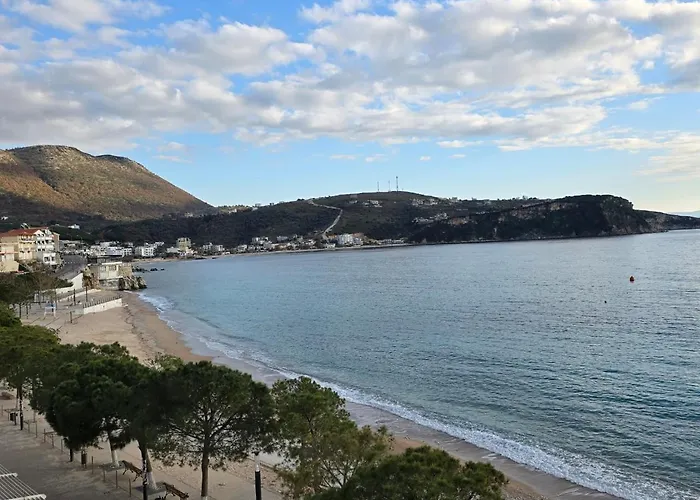 Veizi Otel Himarë