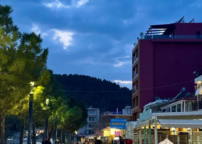 Otel Veizi *