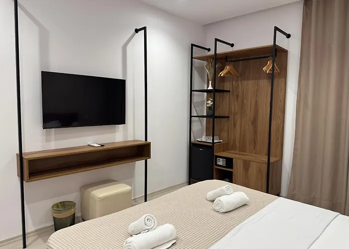 Veizi Otel *